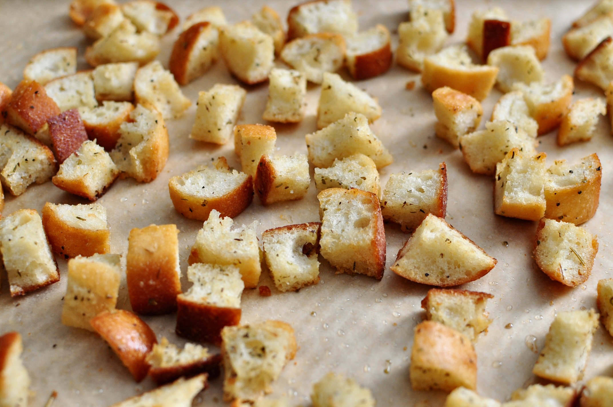 how to make croutons at home