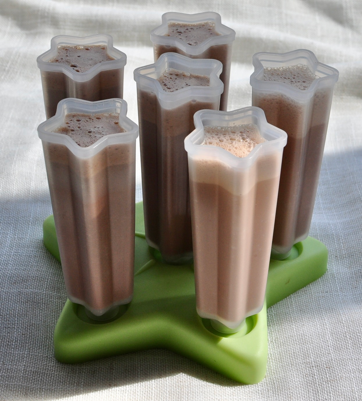 fudge popsicles in ice pop molds