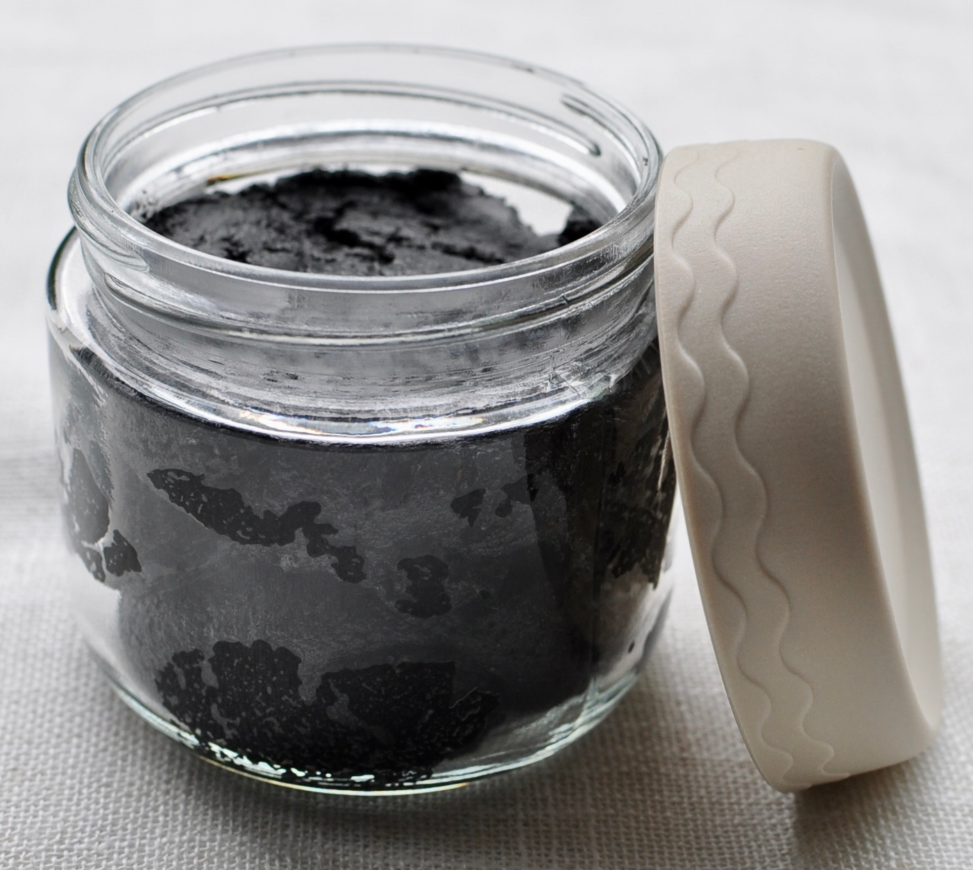 Homemade Thick Black Sesame Paste