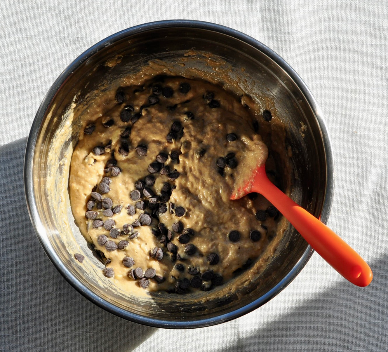 Protein Muffins with Banana and Dark Chocolate Chips